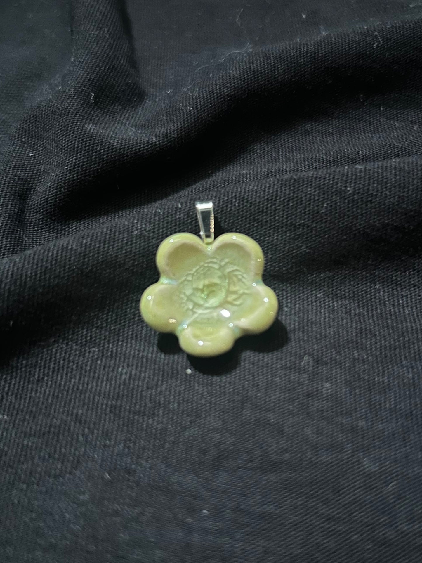 Pendentif fleur
